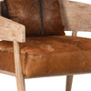 Maraa 白色 Mindi 木材和山羊皮休閒扶手椅