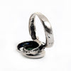 Originaler antiker Ring aus römischem Glas aus Sterlingsilber mit gealtertem, grob gehämmertem Design