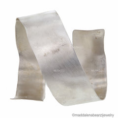 Spiralband-Manschette aus italienischem Designer-Sterlingsilber mit Satin-Finish