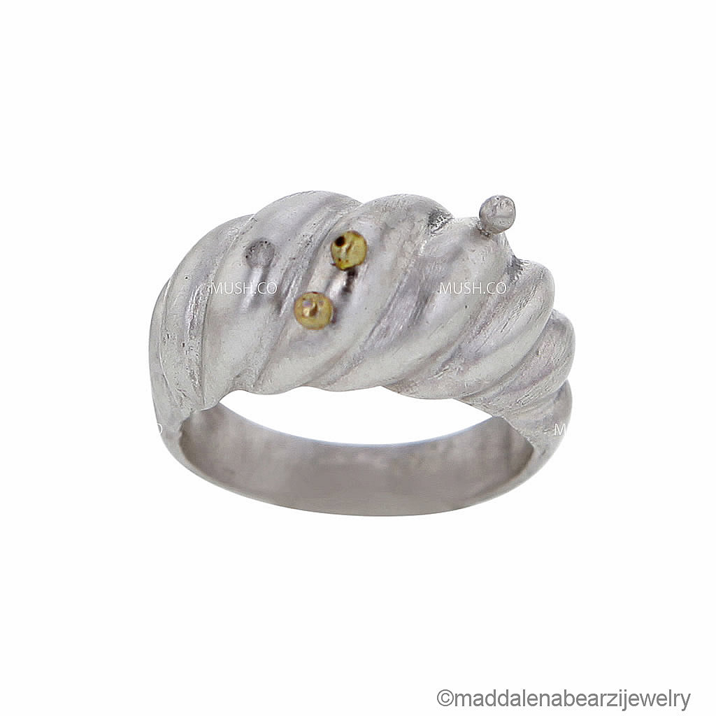 Organisch geformter Ring aus Sterlingsilber mit Kugeln aus 18-Karat-Massivgold, Größe 7